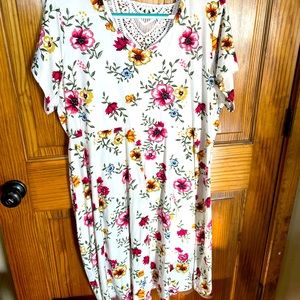 2x floral Bobbie Brooks flirty dress